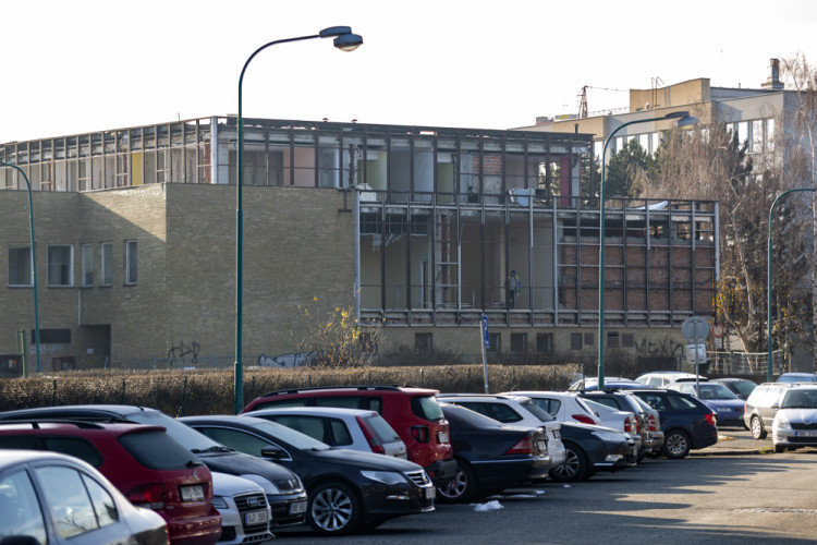 Demolice budovy bývalé diskotéky u Envelopy v Olomouci