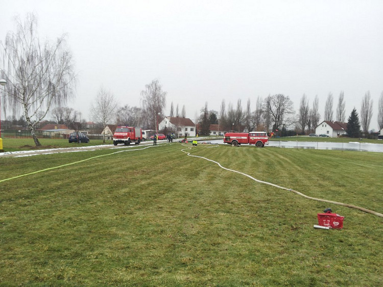 Požár výrobní haly Mileta v Hořicích v roce 2012