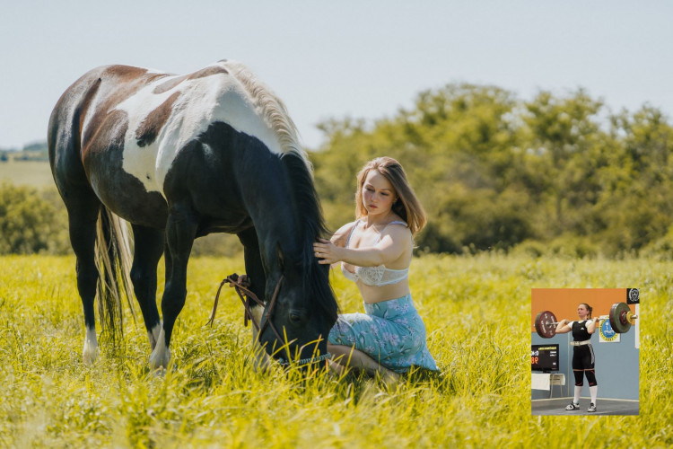 Živly v podání krásných vzpěraček