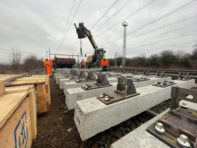 Srážka nákladních vlaků v Prosenicích a montáž nové výhybky