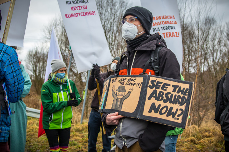 Demonstrace u polského dolu Turów