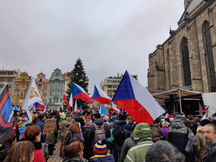 FOTOGALERIE: Demonstrace proti povinnému očkování