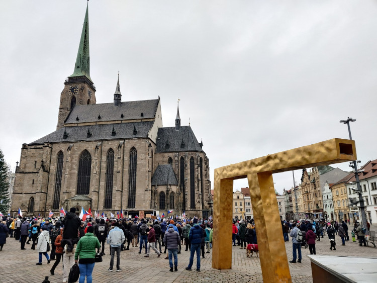 FOTOGALERIE: Demonstrace proti povinnému očkování