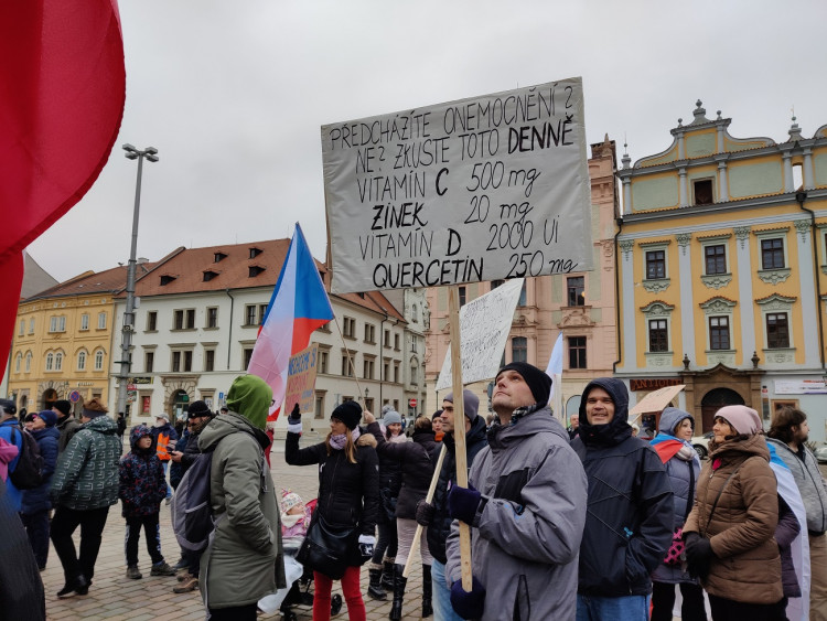 FOTOGALERIE: Demonstrace proti povinnému očkování