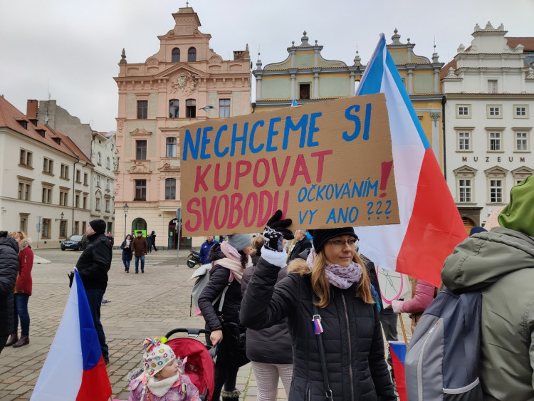 FOTOGALERIE: Demonstrace proti povinnému očkování