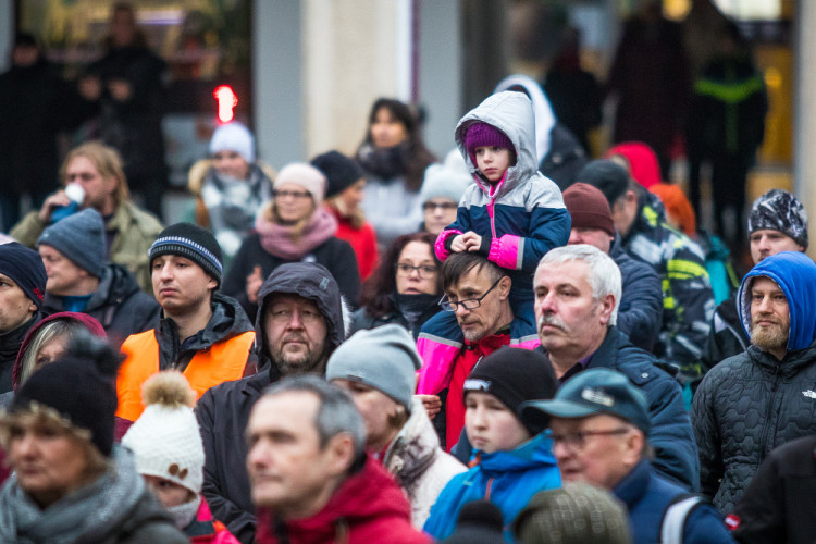 Demonstrace proti pandemickému zákonu v Liberci