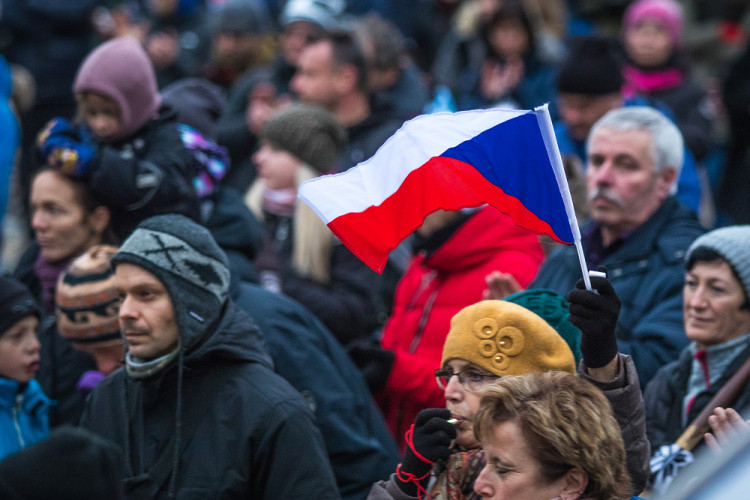 Demonstrace proti pandemickému zákonu v Liberci