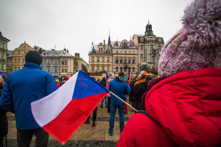Demonstrace proti pandemickému zákonu v Liberci