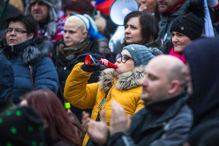 Demonstrace proti pandemickému zákonu v Liberci
