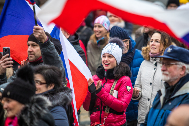 Demonstrace proti pandemickému zákonu v Liberci