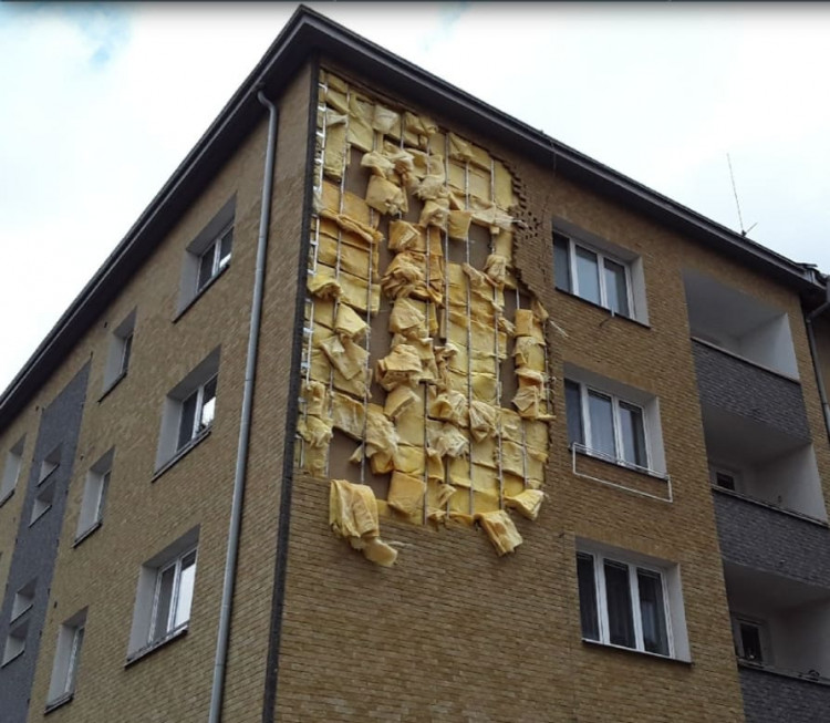 Silný vítr zaměstnal hasiče