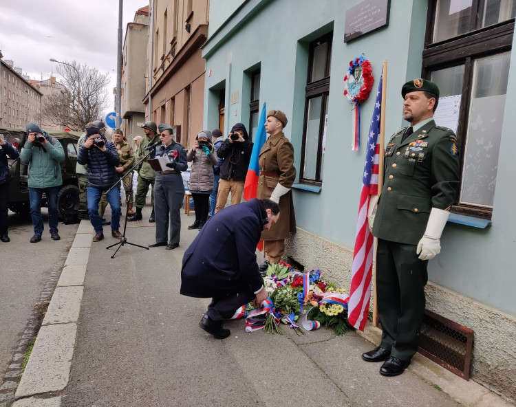 FOTOGALERIE: Plzeň si dnes připomněla památku plukovníka Pravomila Raichla
