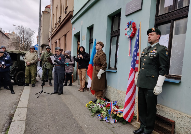 FOTOGALERIE: Plzeň si dnes připomněla památku plukovníka Pravomila Raichla