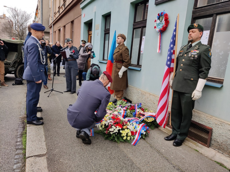 FOTOGALERIE: Plzeň si dnes připomněla památku plukovníka Pravomila Raichla