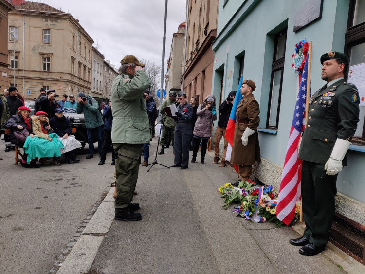 FOTOGALERIE: Plzeň si dnes připomněla památku plukovníka Pravomila Raichla