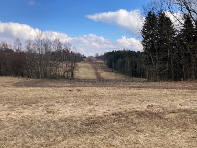 Pokračování trasy ze Studénky ve směru na Heřmanice. 