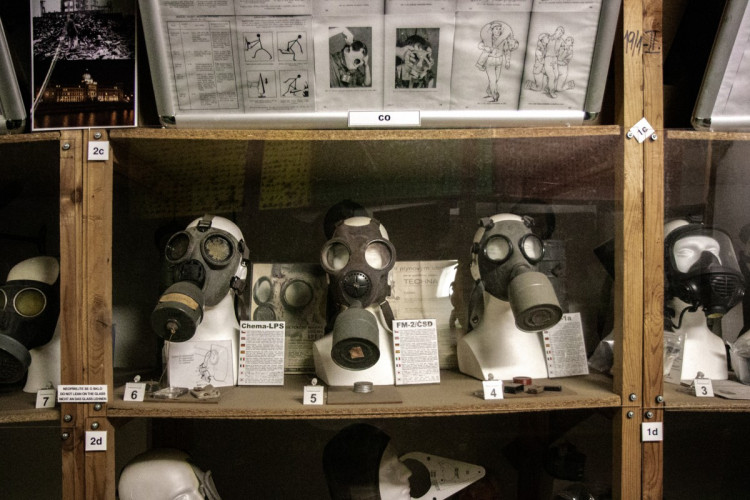 Podívejte se do největšího protiatomového krytu v Praze