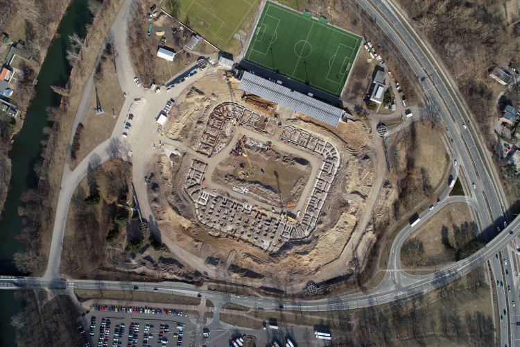 GALERIE: Stavba nového fotbalového stadionu v Hradci Králové