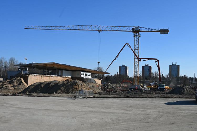 GALERIE: Stavba nového fotbalového stadionu v Hradci Králové