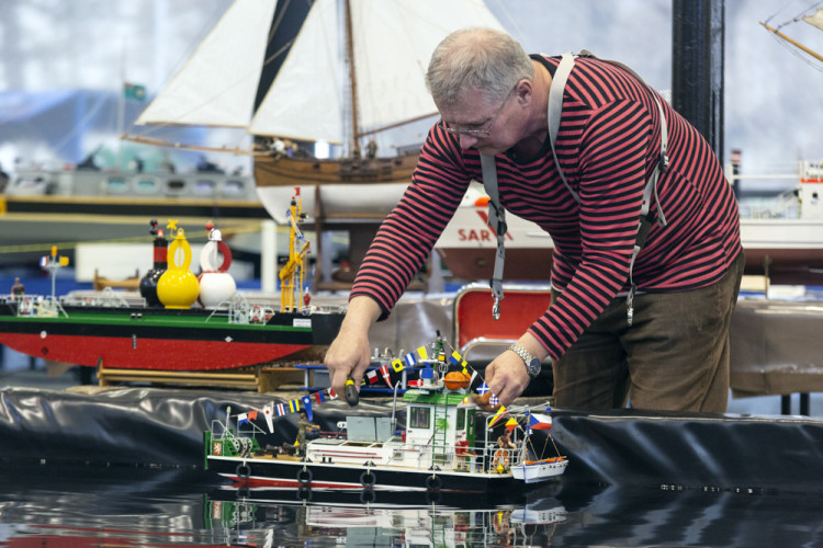 Olomouckou Floru zaplavily modely lodí, vláčků, letadel i stavební a vojenské techniky