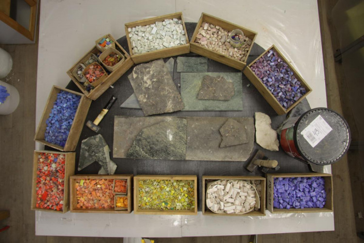 Mozaiku z 50. let zachránili restaurátoři