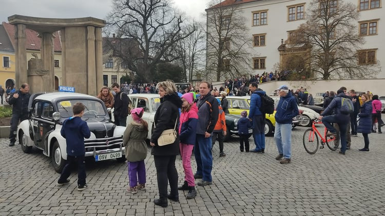FOTOGALERIE: Jízda veteránů z Přerova na Helfštýn