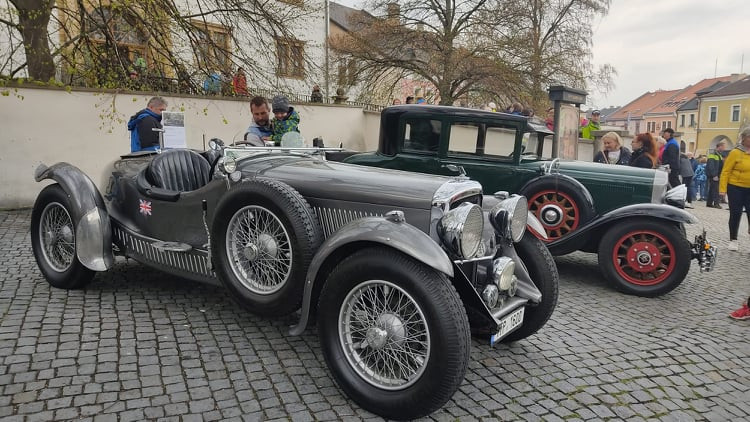 FOTOGALERIE: Jízda veteránů z Přerova na Helfštýn