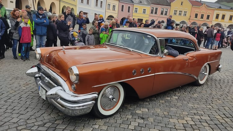 FOTOGALERIE: Jízda veteránů z Přerova na Helfštýn