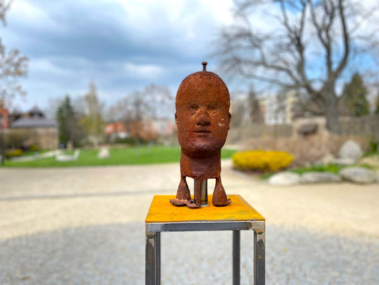 FOTOGALERIE: Sochy v ulicích Klatovy