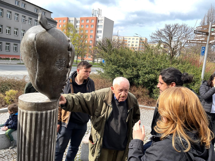 FOTOGALERIE: Sochy v ulicích Klatovy