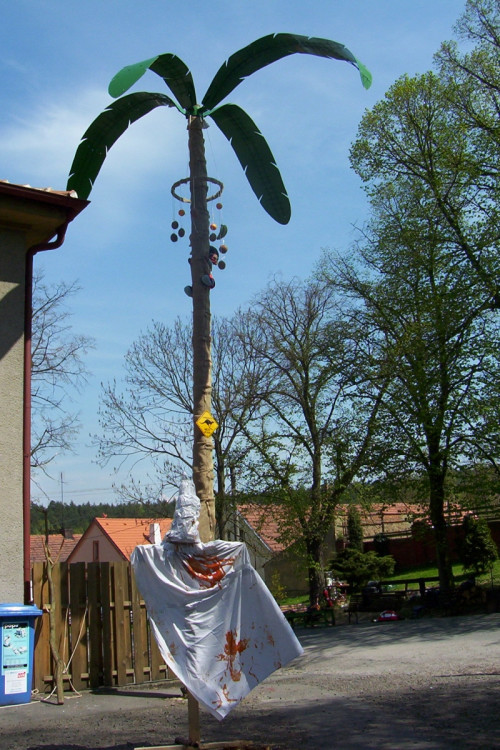 Rok 2004, foto: Společenstvo vykalenejch hřebíků