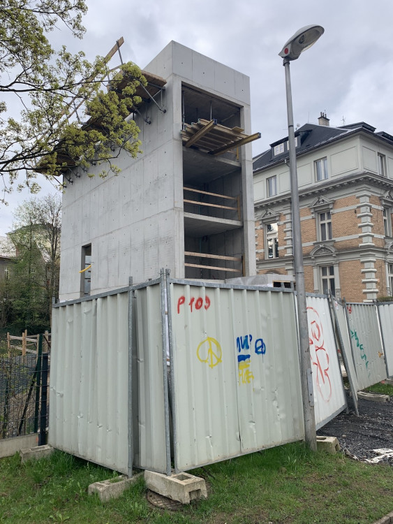 Stavba penzionu na Masarykově třídě