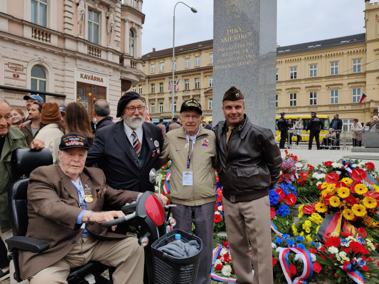 Richard Pieper a George Thompson