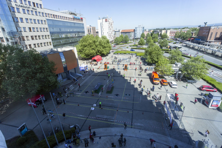 Tažení figuríny a 315 schodů. Hasiči změřili síly na závodech v Olomouci