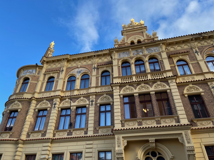 FOTOGALERIE: Alšovy domy v Plzni