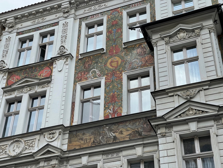 FOTOGALERIE: Alšovy domy v Plzni