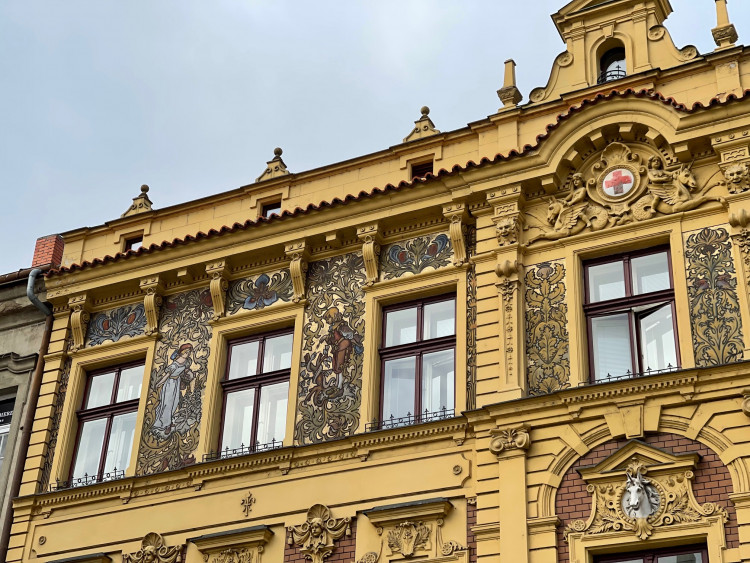 FOTOGALERIE: Alšovy domy v Plzni