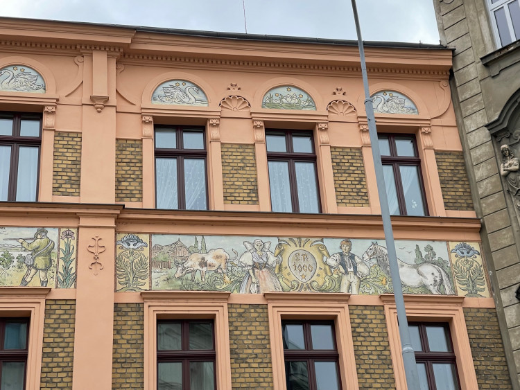 FOTOGALERIE: Alšovy domy v Plzni