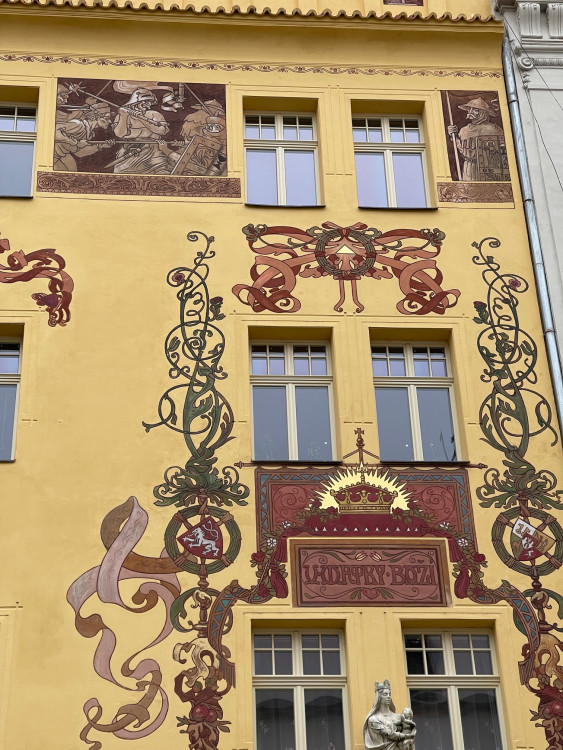 FOTOGALERIE: Alšovy domy v Plzni