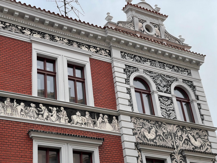 FOTOGALERIE: Alšovy domy v Plzni