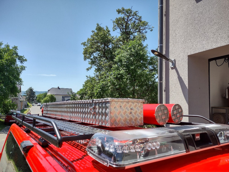 FOTOGALERIE: Nová cisterna pro hasiče z Dubicka