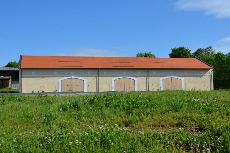 Revitalizace a rekonstrukce brownfieldu – Areál hospodářského dvora, tvrz Bělá nad Radbuzou