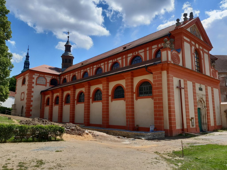 Obnova Kostela Nanebevzetí Panny Marie v Plasích