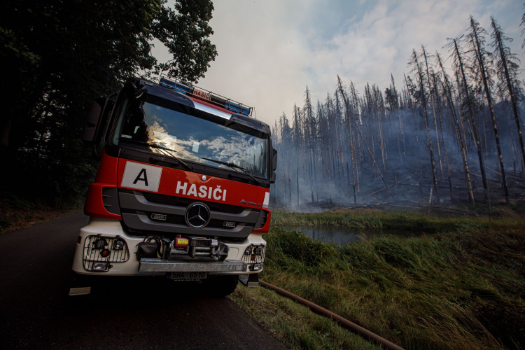 Zásah královéhradeckých hasičů v Českém Švýcarsku