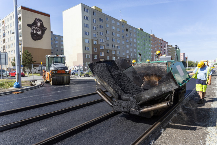 Stavba tramvajové trati v Olomouci pokračuje, v provozu má být od listopadu