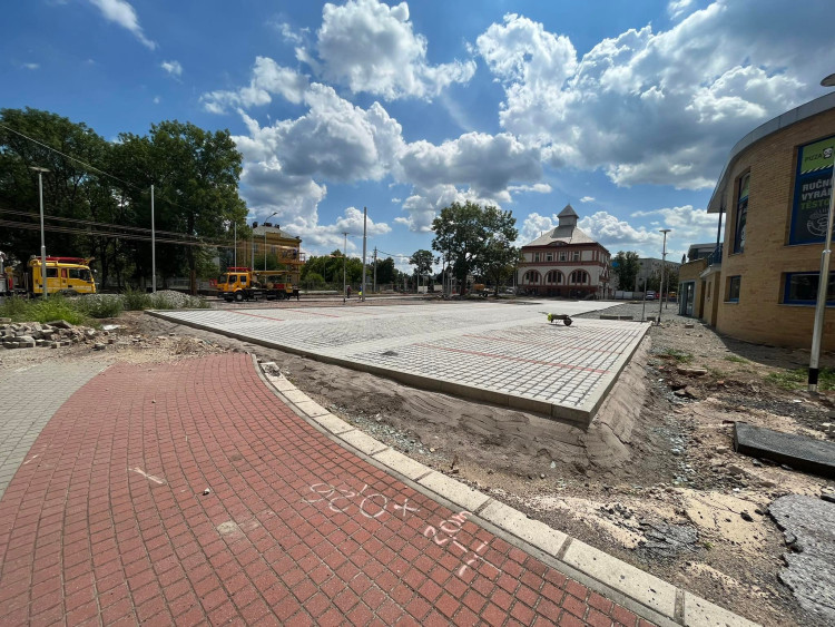 Rozestavěná křižovatka Fortna v Hradci Králové