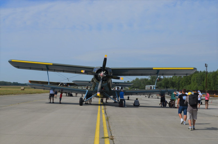 FOTOGALERIE: Piloti protestovali proti zvažovanému rušení letiště