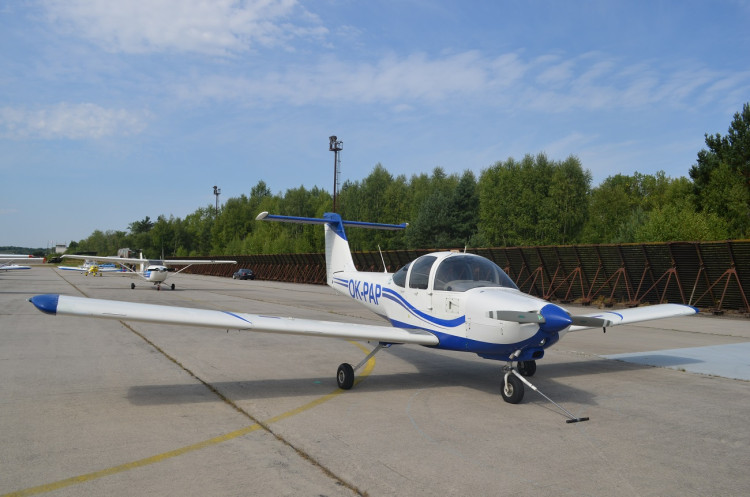 FOTOGALERIE: Piloti protestovali proti zvažovanému rušení letiště