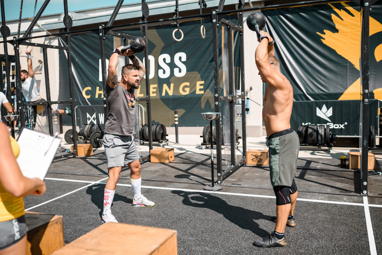 Přes tři stovky závodníků, ale i VIP hosté. Na střeše IGY Centra odstartovaly Big Summer Games