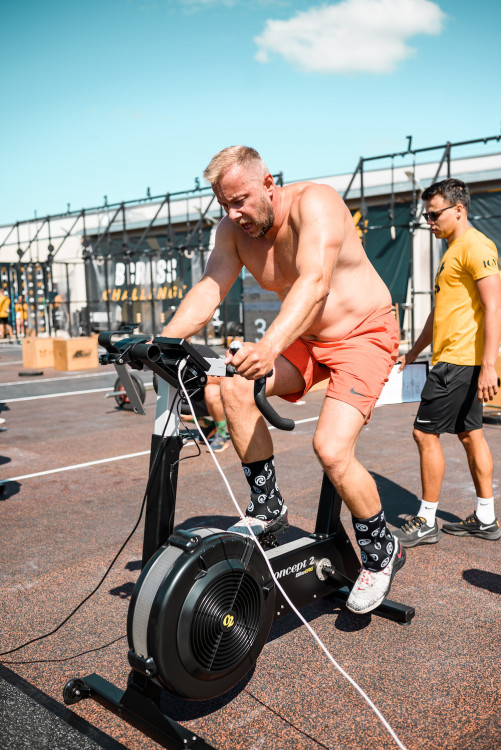Přes tři stovky závodníků, ale i VIP hosté. Na střeše IGY Centra odstartovaly Big Summer Games